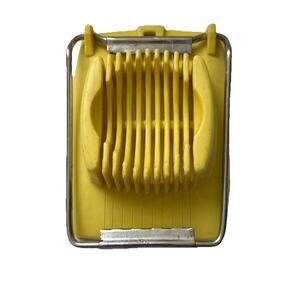 Vintage Ekco Plastic Yellow Slicer Boiled Egg Strawberry